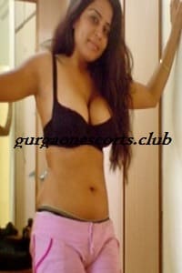 Jhanvi Golf Course Escorts